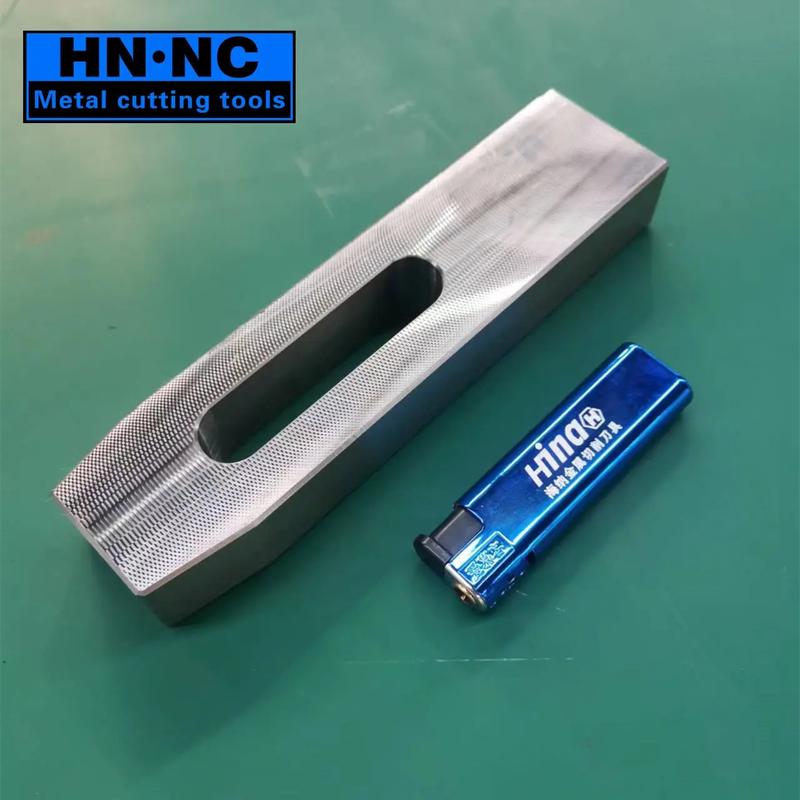 加工中心壓板夾具,負(fù)責(zé)高品質(zhì)切削工具夾具設(shè)計(jì)研發(fā)及生產(chǎn),#數(shù)